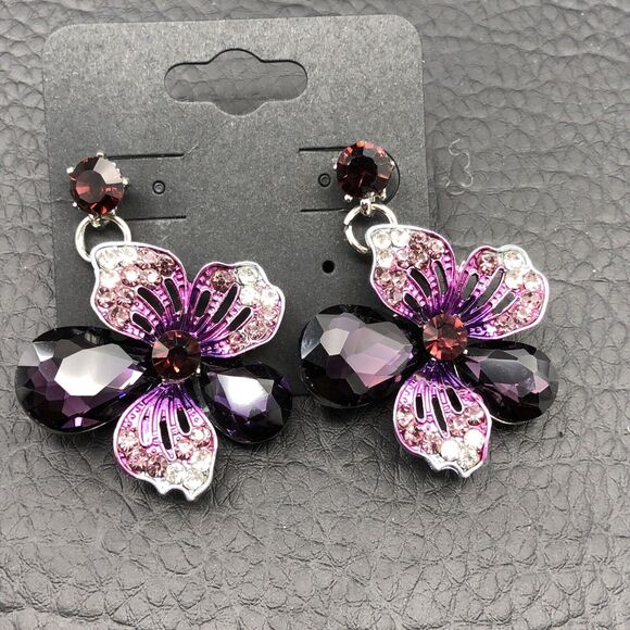 Rhinestone Flower Earrings Purple Crystal Silver Tone Statement Bridal Prom Stud - Picture 6 of 7